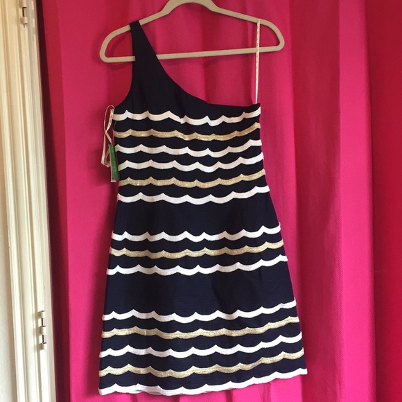 Lilly Pulitzer Dresses & Skirts - NWT One shoulder Lilly Pulitzer Tylar dress Lilly Pulitzer Dresses & Skirts - NWT One shoulder Lilly Pulitzer Tylar dress